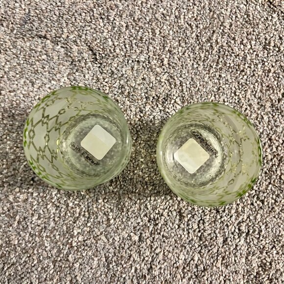 NWT - 2 Green geometric pattern tea light candleholders with tea lights - Picture 3 of 9